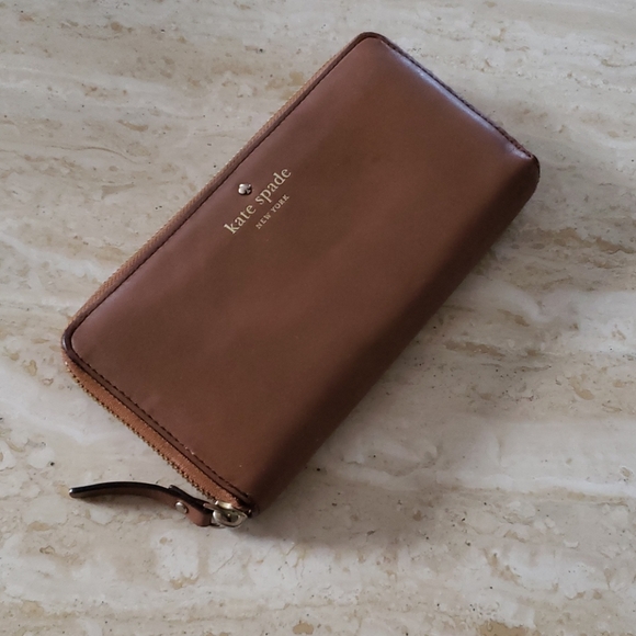 Kate Spade Continental Wallet - Picture 11 of 16